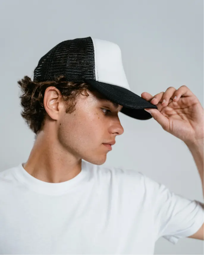 Caps